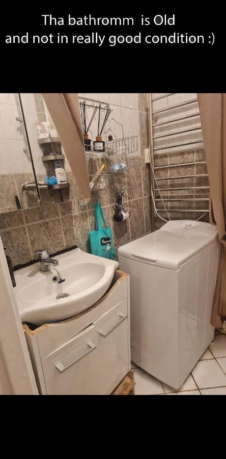Private In To Roomsapartment *